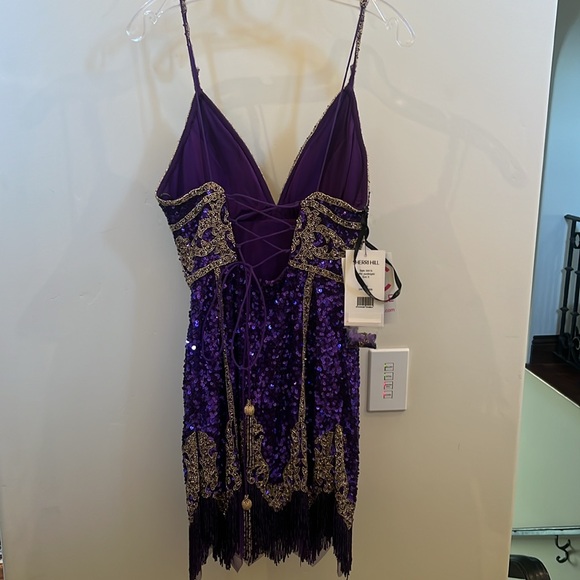 Spectacular Sherry Hill beaded dress size 6 new with tags. - Picture 2 of 7